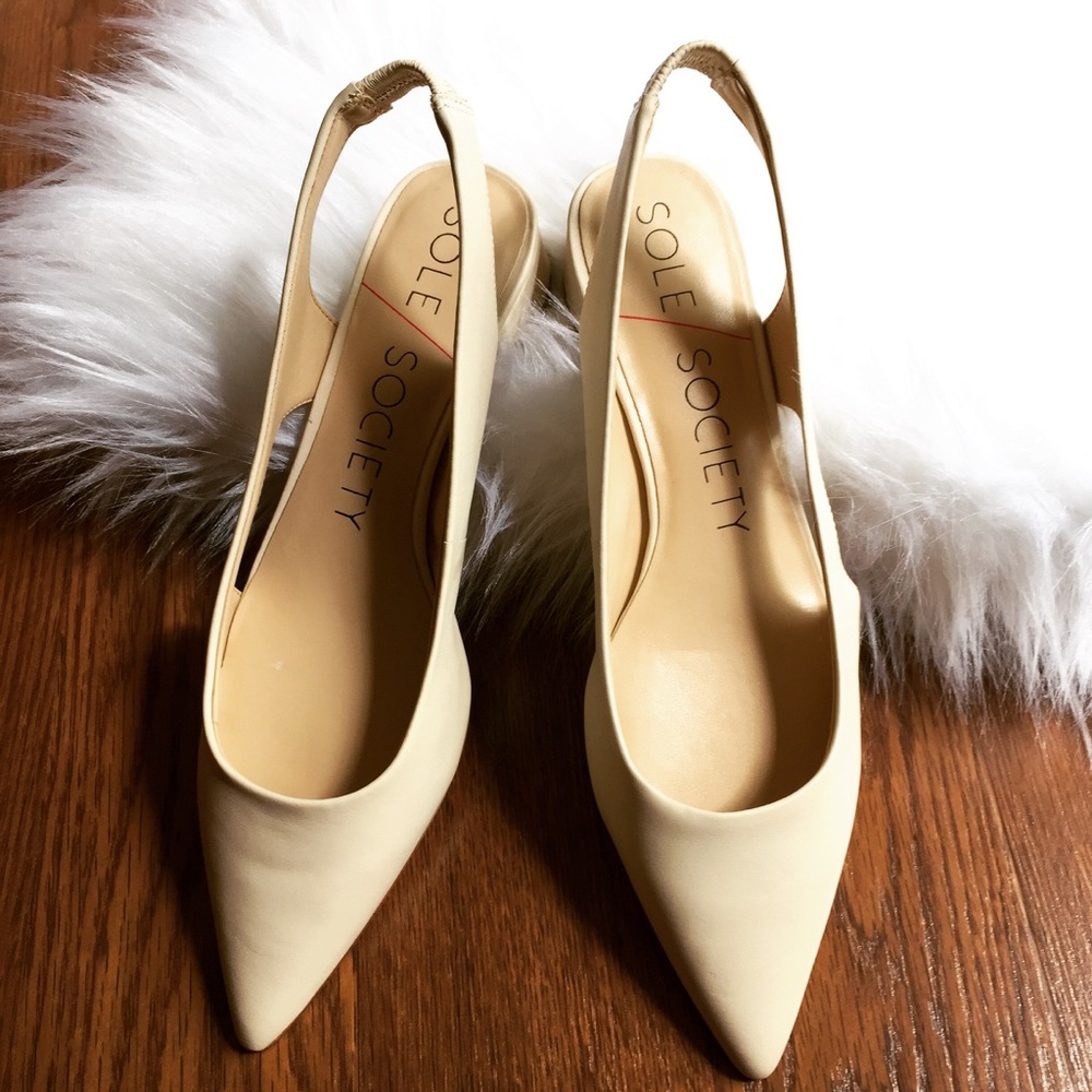 SOLE SOCIETY SLINGBACk  POINTED PUMP